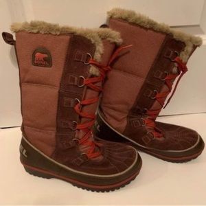 Sorel Tivoli II tall snow boot size 7.5